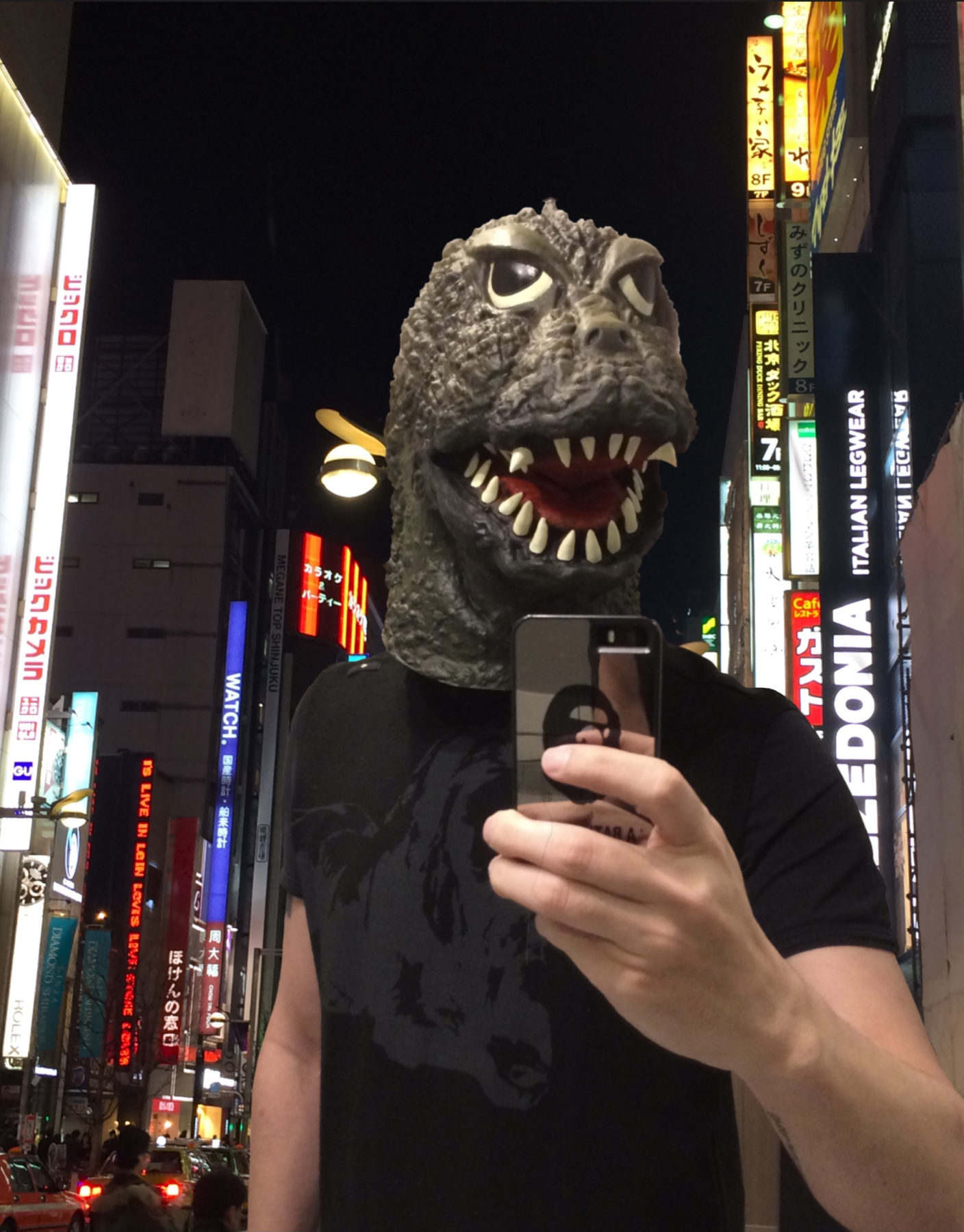 Ali Khan Fashion Design Dinosaur Selfie Tokyo